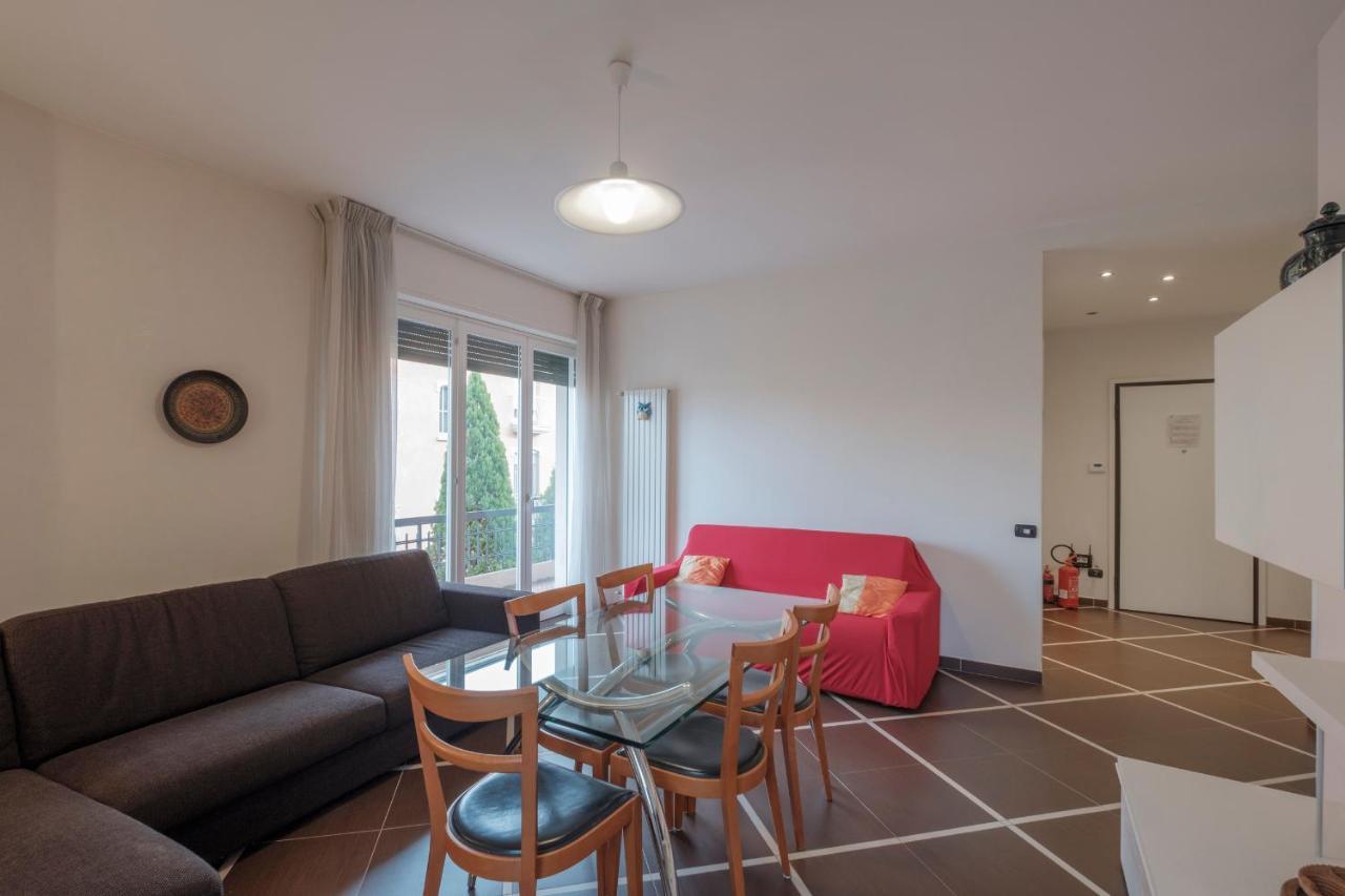 Aura Home Sirmione - 2 Bedrooms Apartment מראה חיצוני תמונה